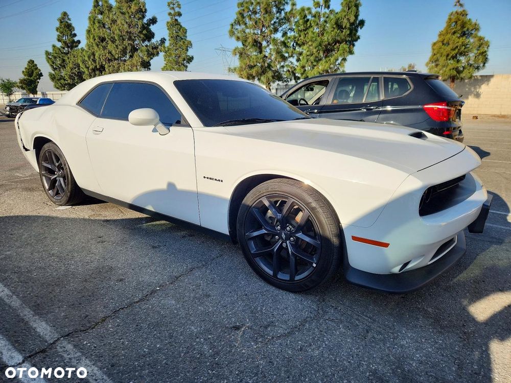 Dodge Challenger 5.7 R/T - 5