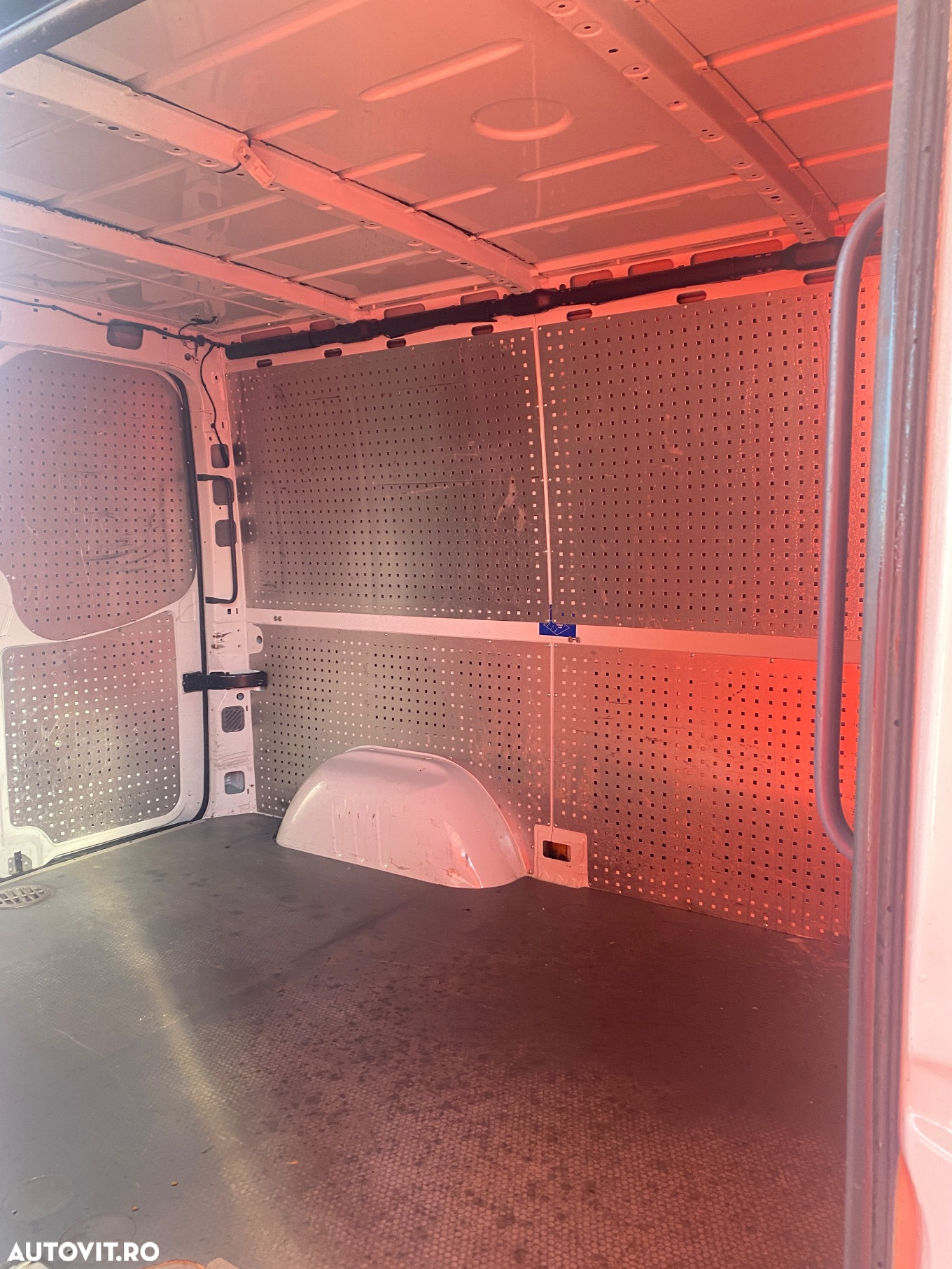 Volkswagen Crafter 35 2.0 BiTDI CD LWB - 10