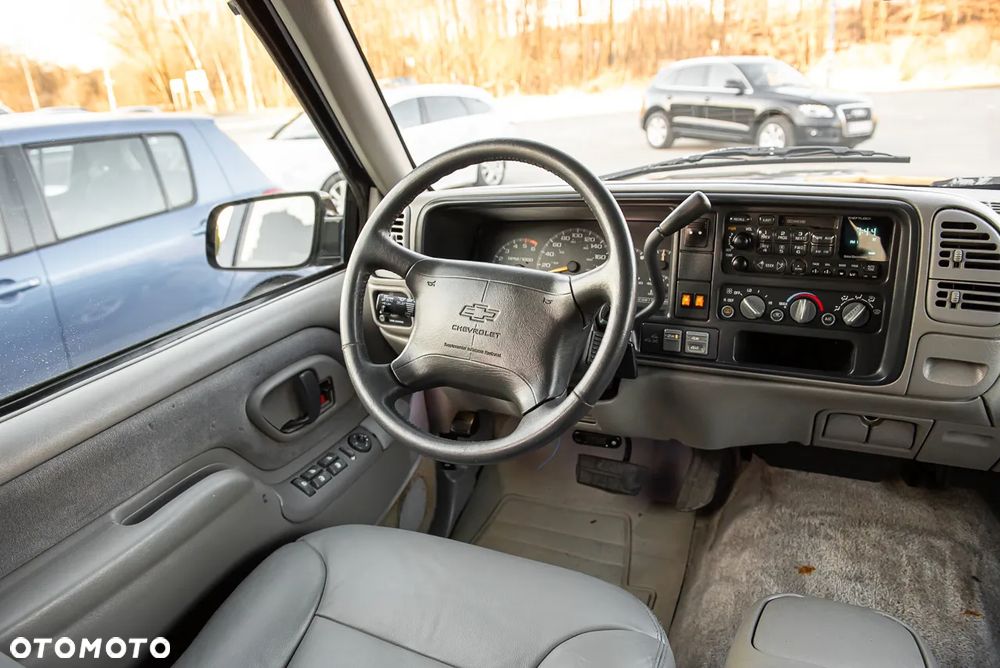 Chevrolet Tahoe LT Premium - 24