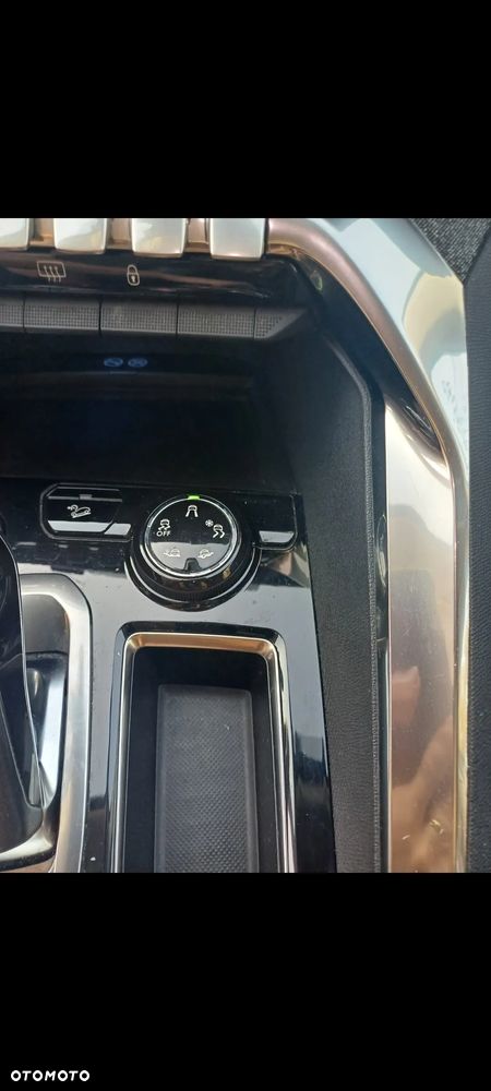 Peugeot 3008 1.6 THP Active S&S EAT6 - 14