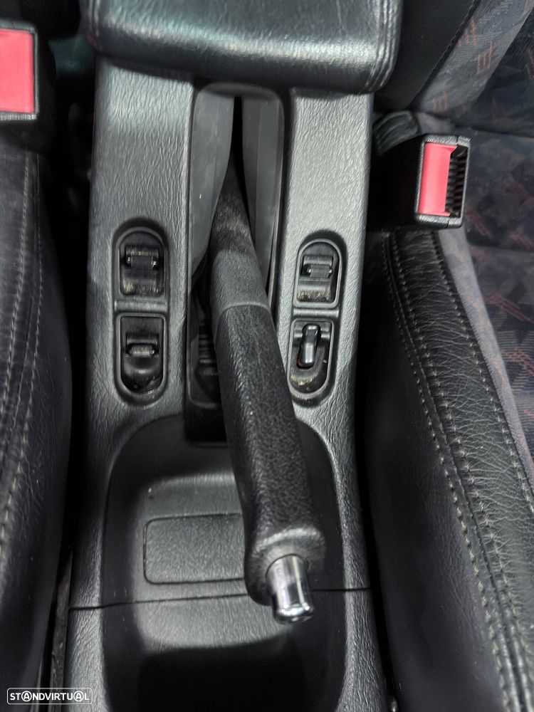 Honda Civic 1.8 VTi - 28