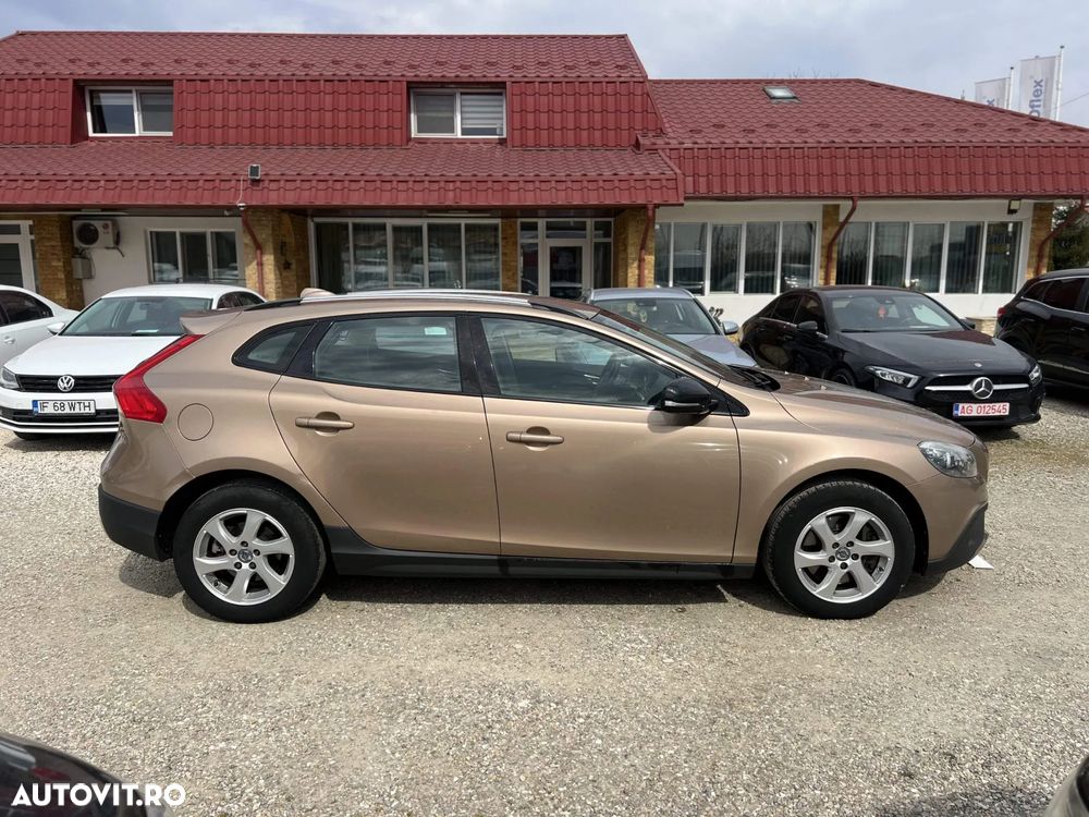 Volvo V40 D4 Geartronic Momentum - 7