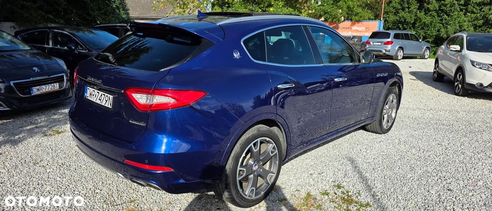 Maserati Levante - 8