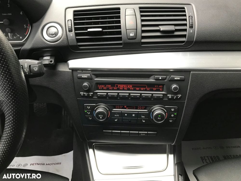 BMW Seria 1 118d Sport Line - 7