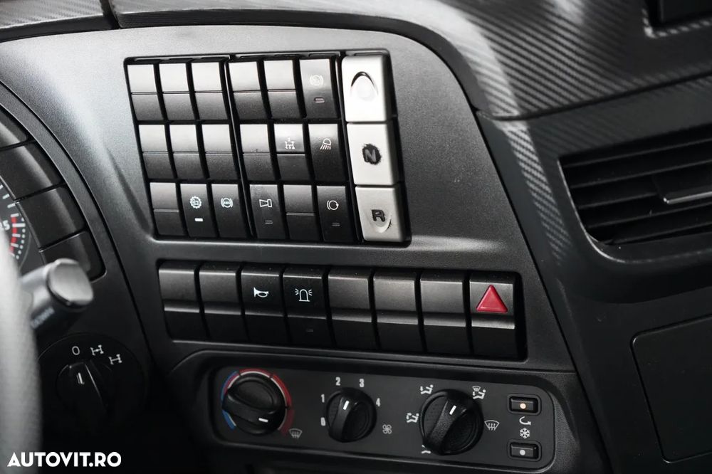 Iveco TRAKKER 450 / 8x4 / BASCULATOR / HYDRODOXY / BORDMATIC / EURO 6 / - 35