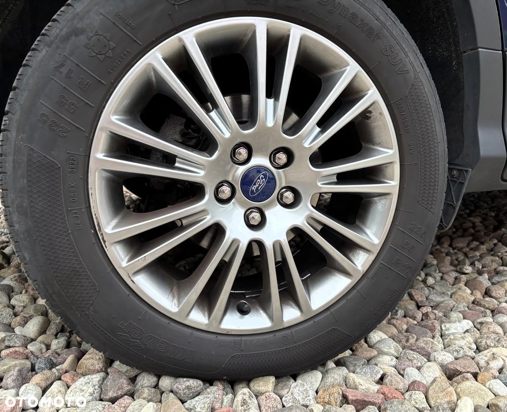 Ford Kuga 2.0 TDCi 4WD Titanium - 4