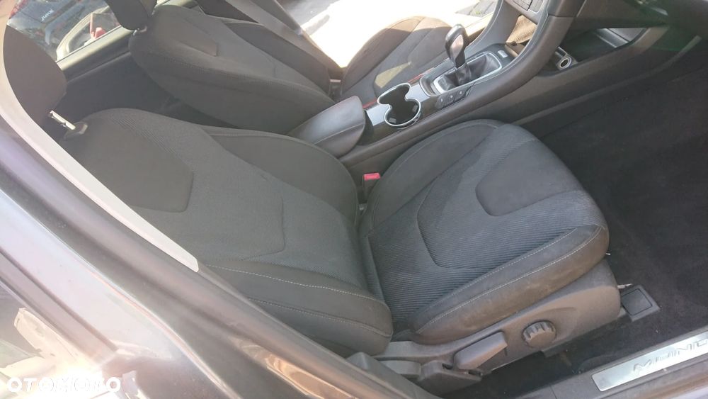 Ford Mondeo - 21