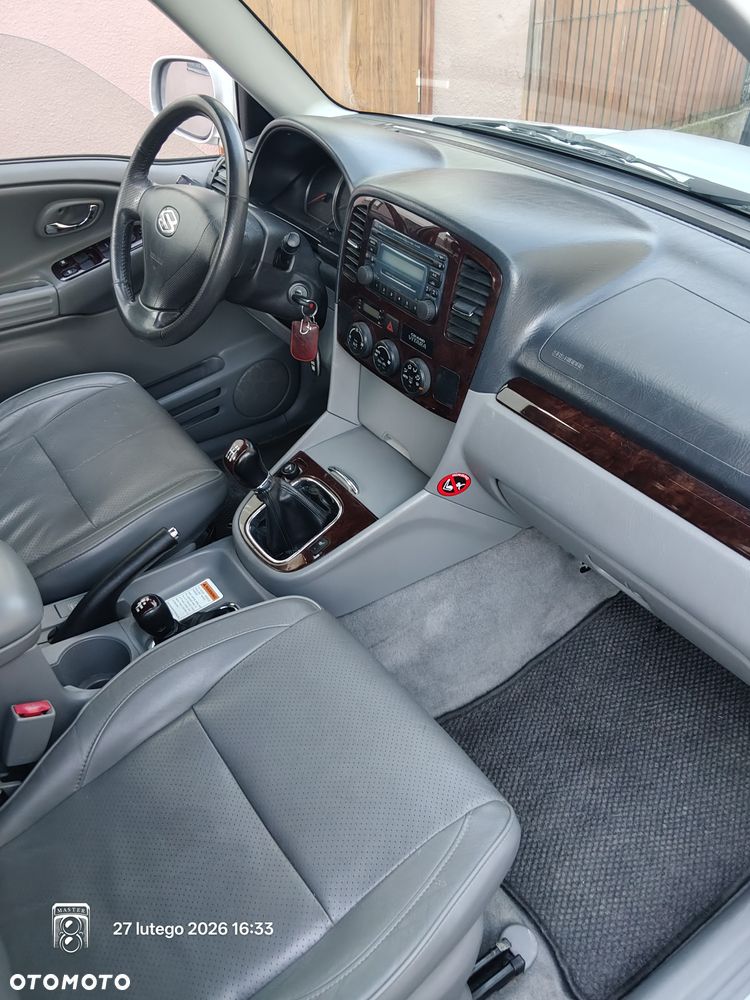 Suzuki Grand Vitara 2.0 HDi - 22