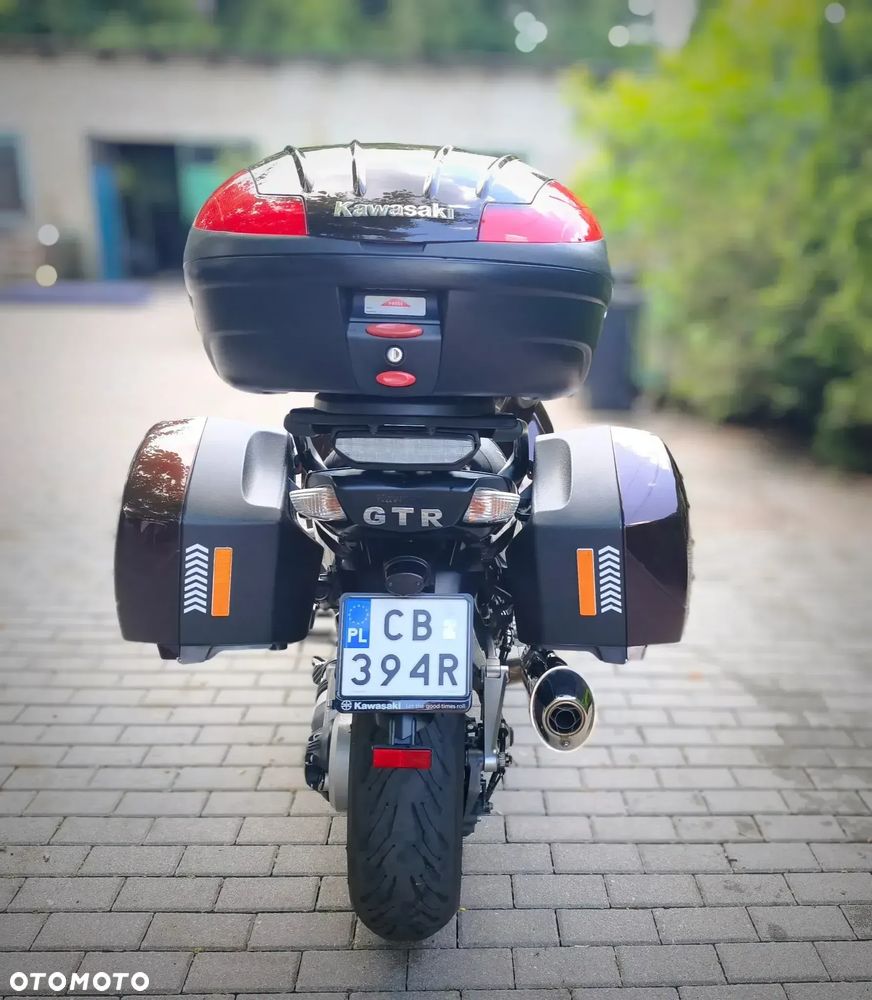 Kawasaki GTR - 13