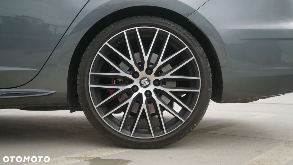 Seat Leon Sportstourer 2.0 TSI Cupra Performance Black S&S 4Drive DSG - 3