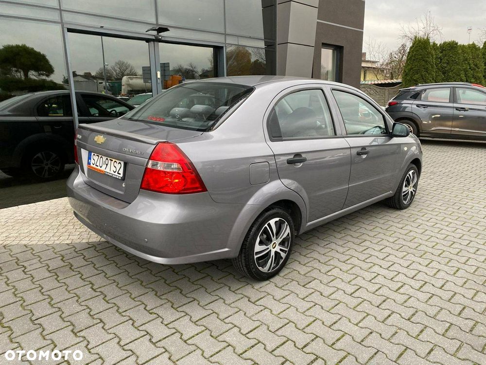Chevrolet Aveo 1.2 16V LS - 4
