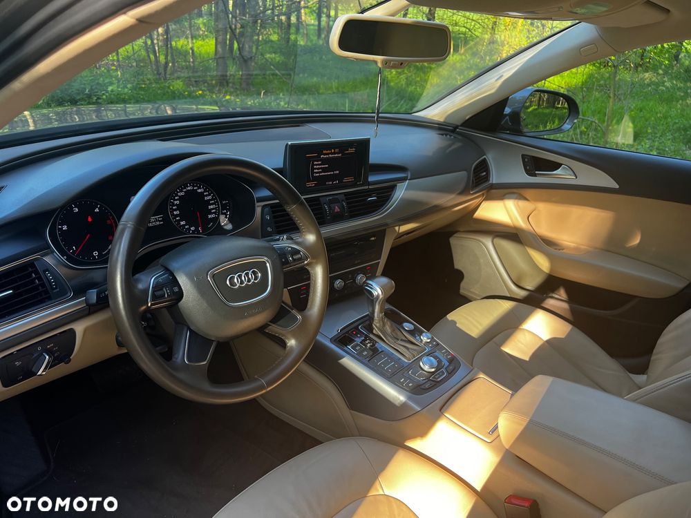 Audi A6 Avant - 10