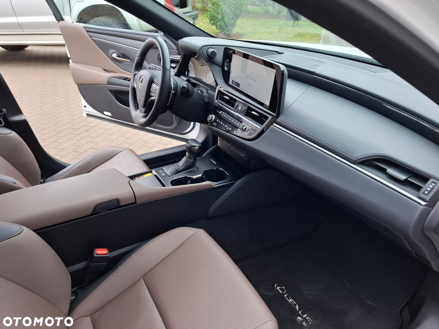 Lexus ES - 19