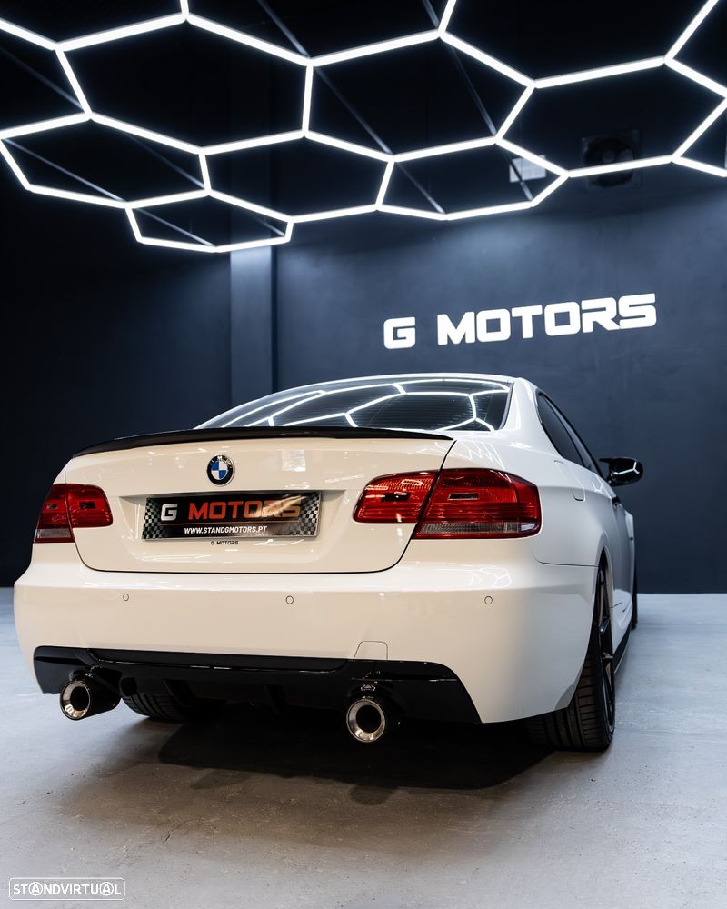 BMW 320 d Coupe Auto - 20