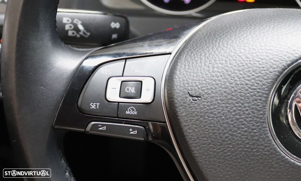 VW Golf 1.0 TSI Trendline Pack - 22