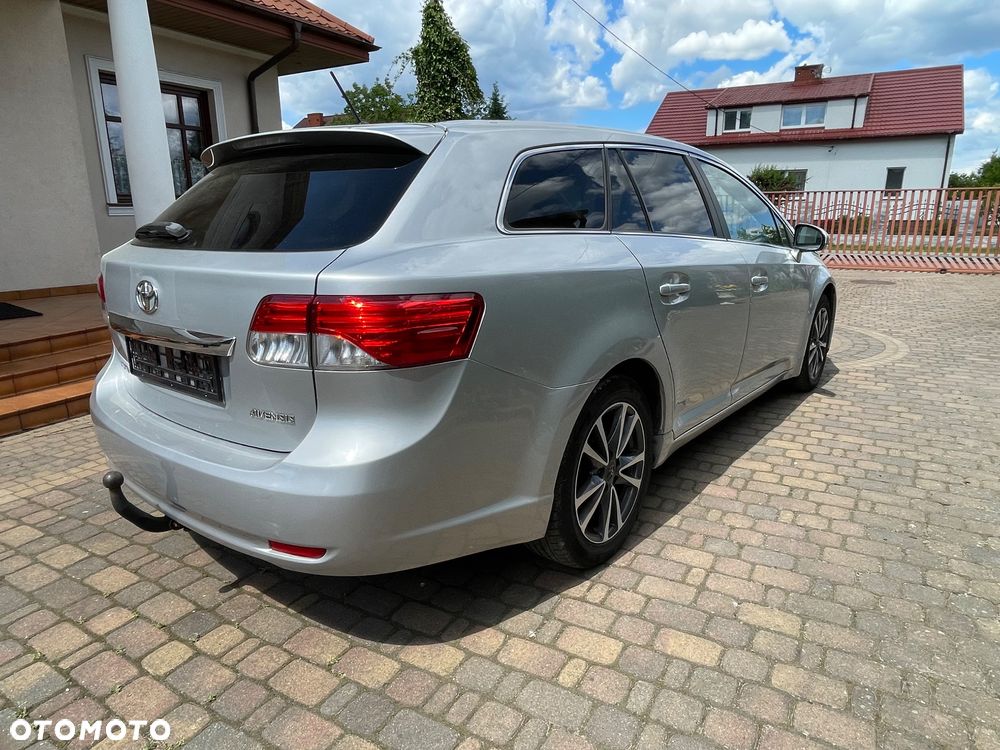 Toyota Avensis 1.6 Edition (2014) - 18