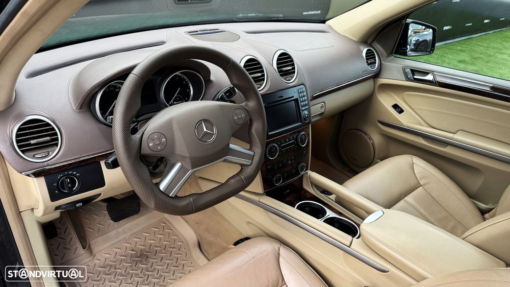 Mercedes-Benz GL 450 4Matic 7G-TRONIC Grand Edition - 12