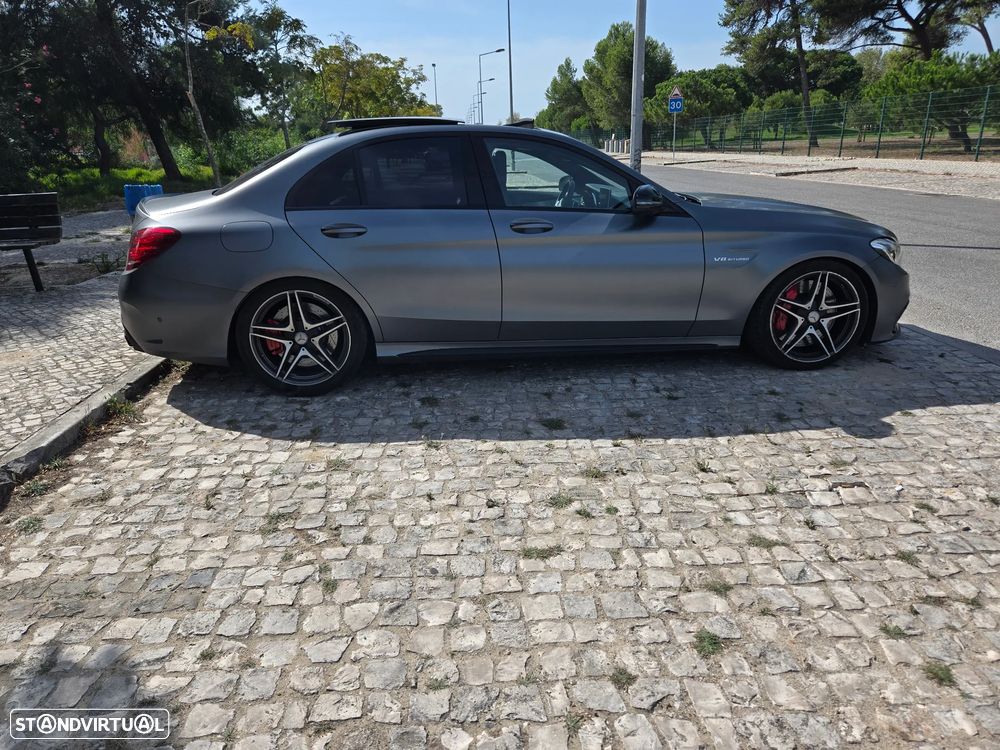 Mercedes-Benz C 63 AMG S - 7