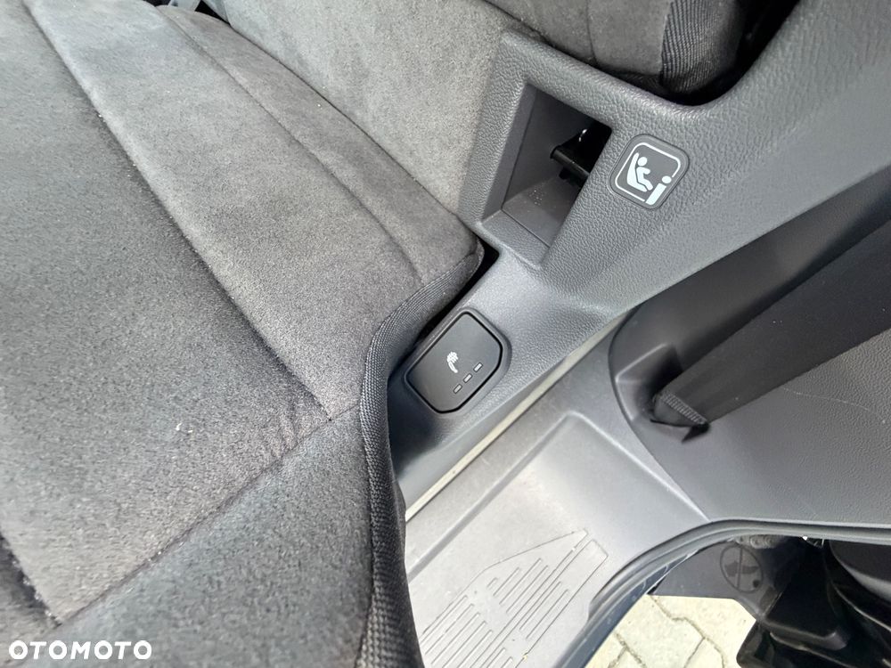 Volkswagen Multivan 2.0 TDI L2 Style DSG - 17