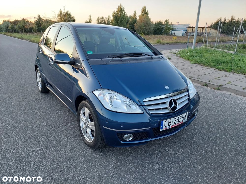 Mercedes-Benz Klasa A 180 BlueEFFICIENCY Avantgarde - 2