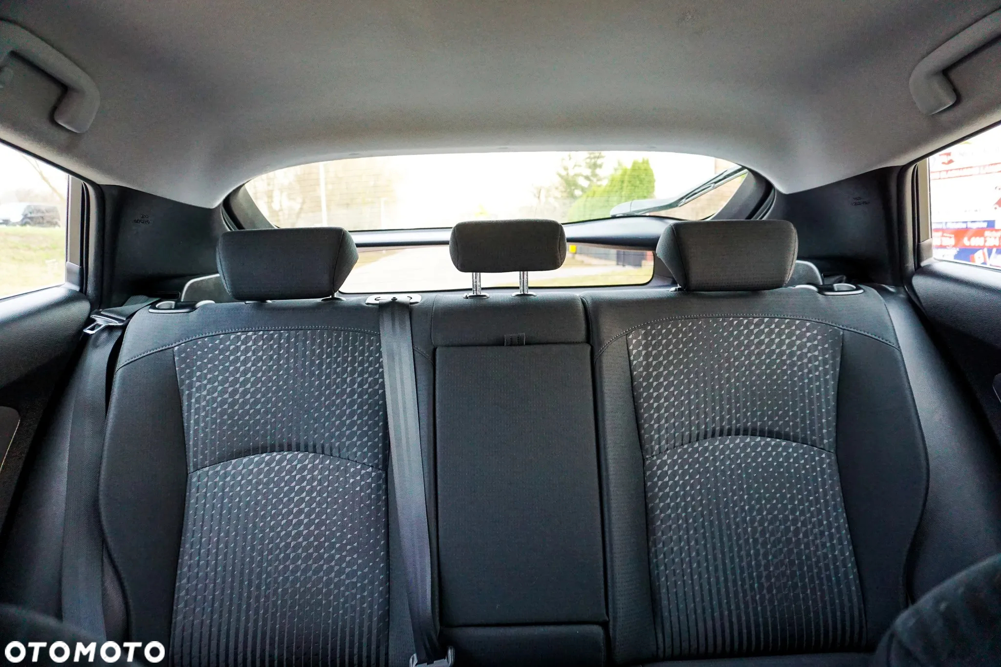 Toyota Prius 1.8 Hybrid Executive - 34