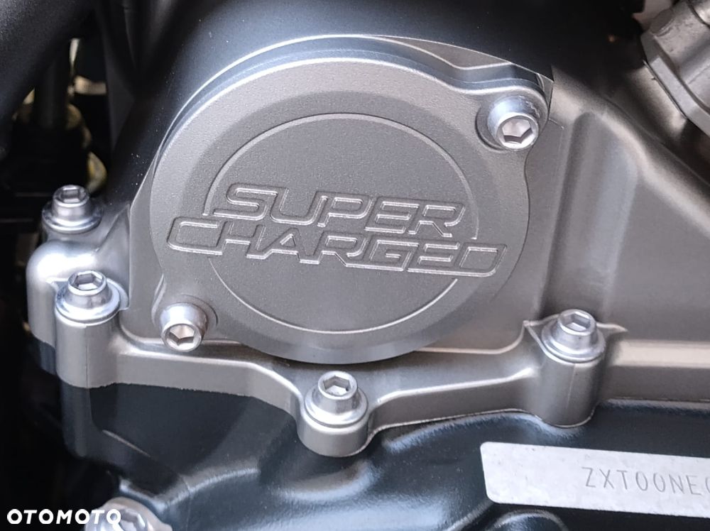 Kawasaki H2 - 35