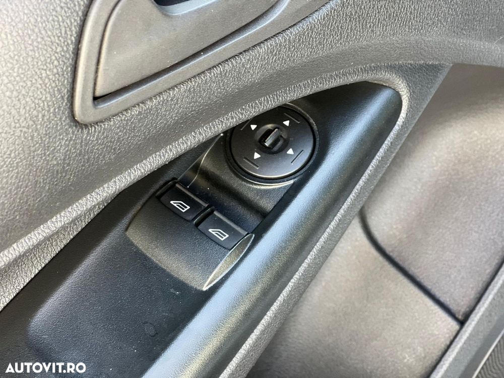 Ford transit-connect - 9
