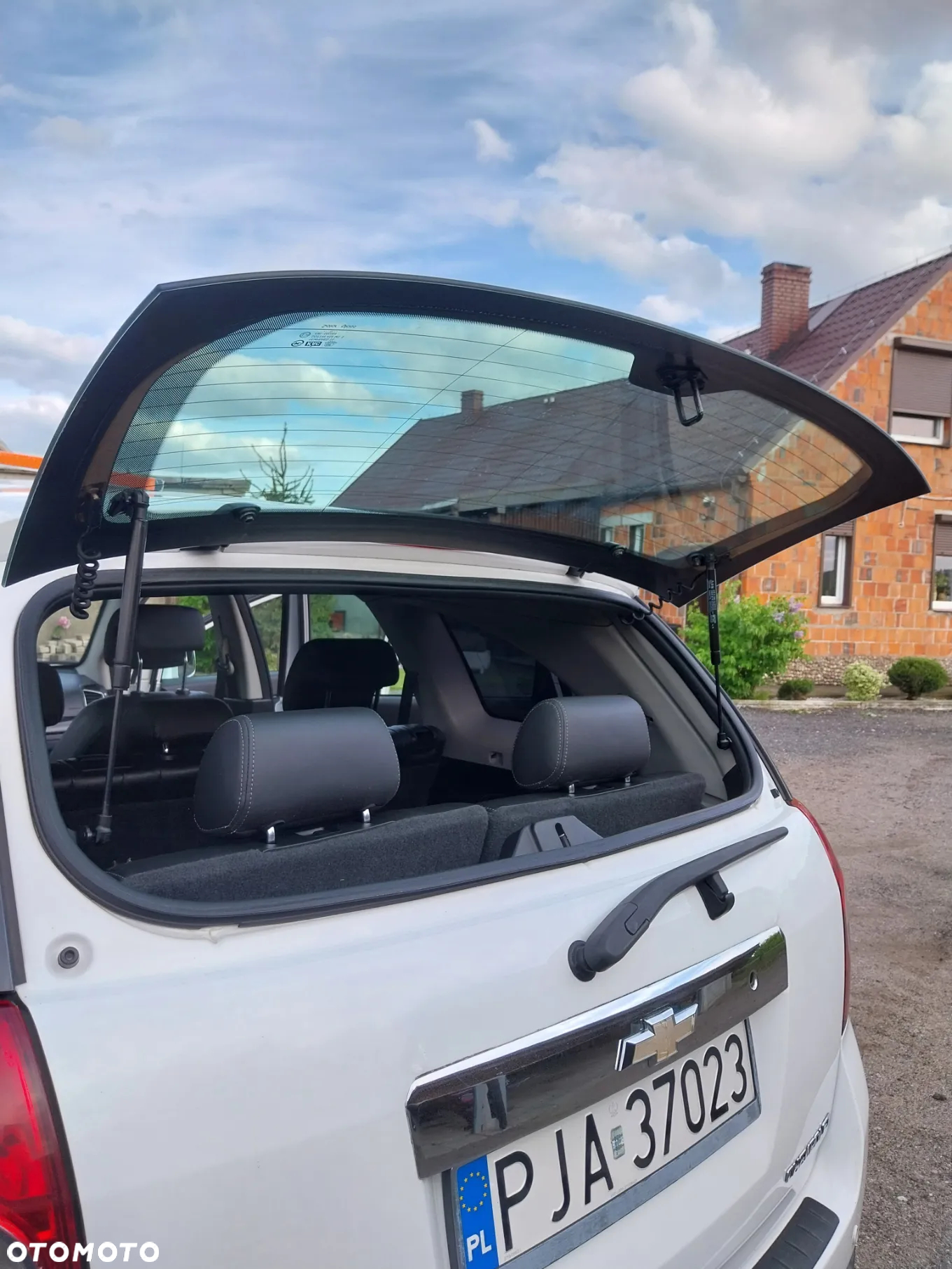 Chevrolet Captiva - 18