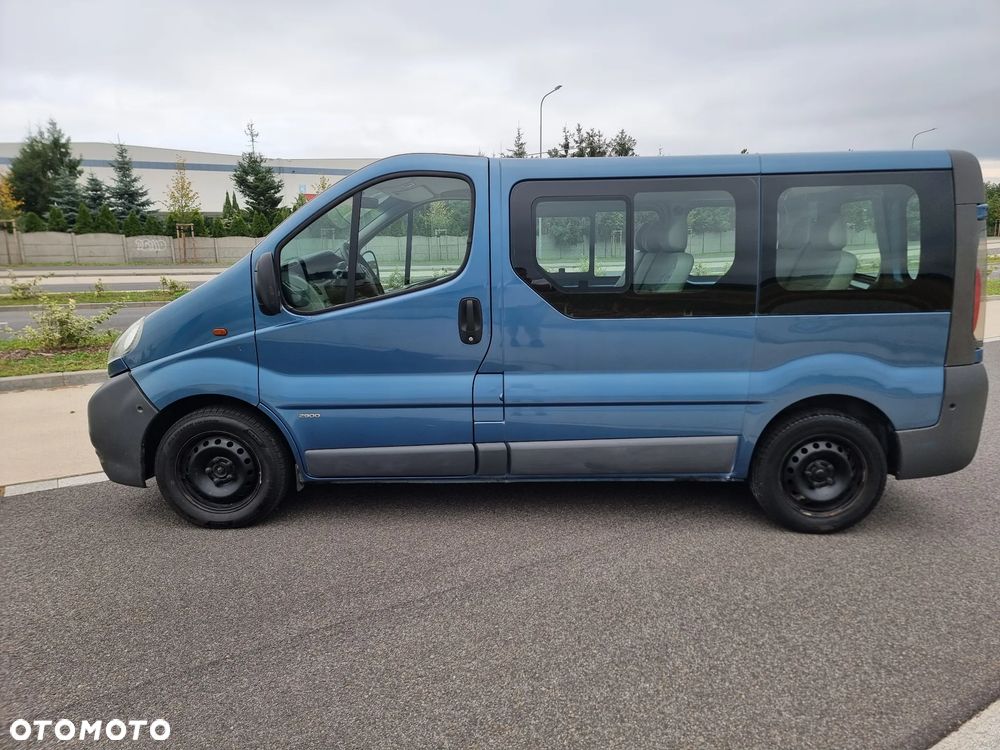 Opel Vivaro - 9