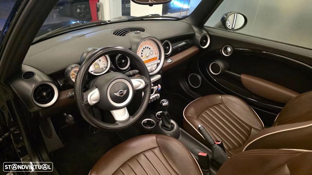 MINI Cabrio Cooper - 37