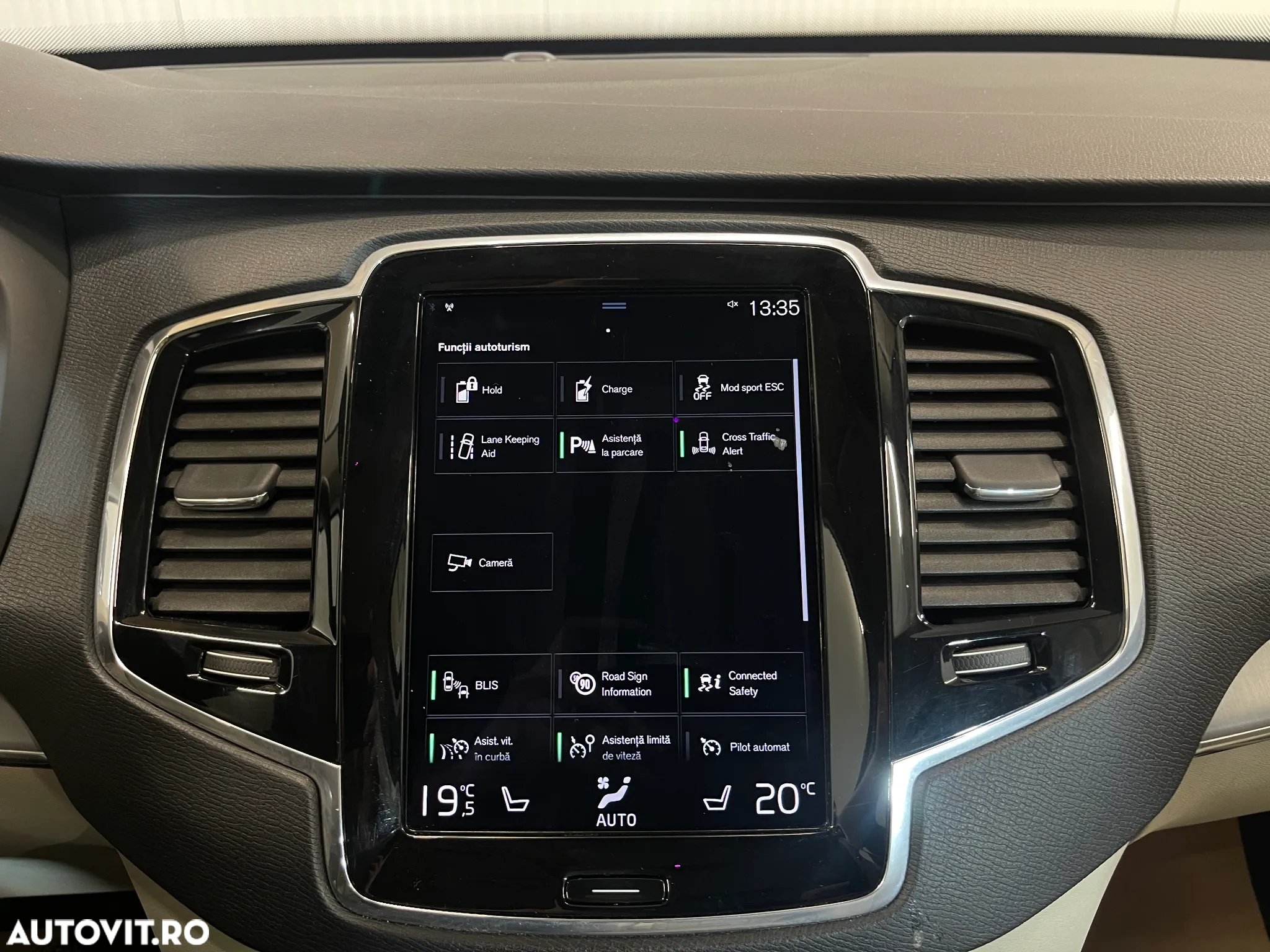 Volvo XC 90 T8 eAWD Momentum Pro - 15