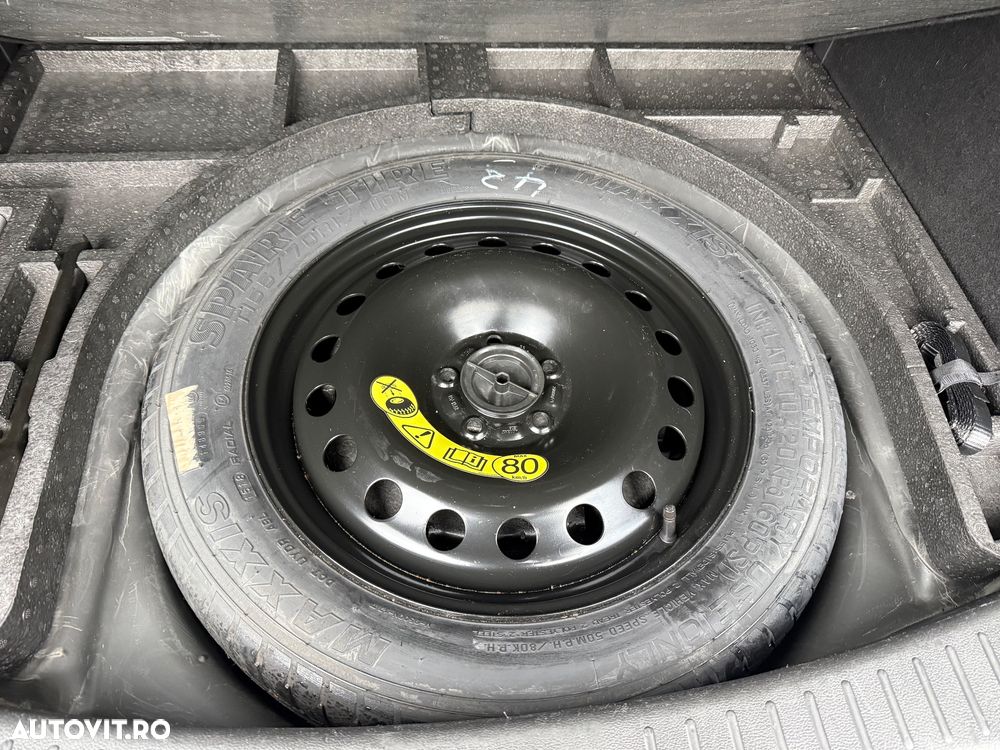 Ford Kuga 1.5 EcoBlue TITANIUM - 17