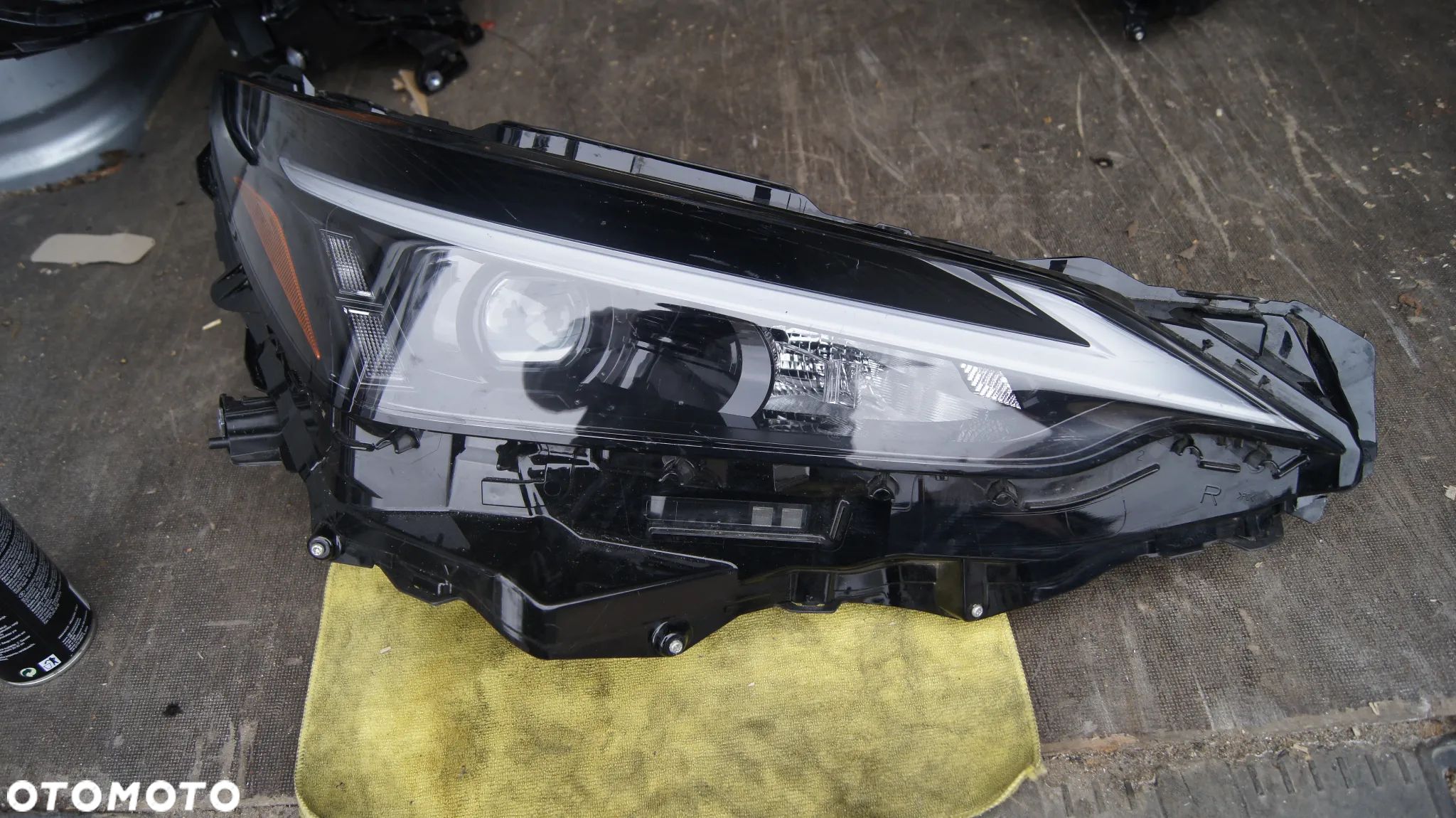 LEXUS NX II LAMPA PRZEDNIA PRAWA FULL LED N 2019- - 1