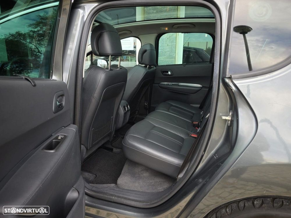 Peugeot 3008 1.6 e-HDi Executive CMP6 - 7