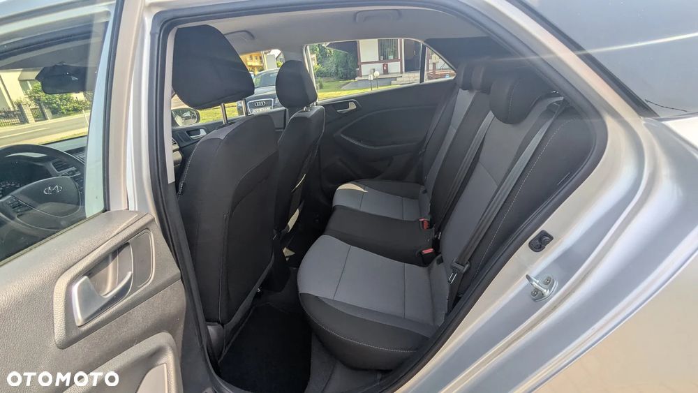 Hyundai i20 1.25 Comfort - 6