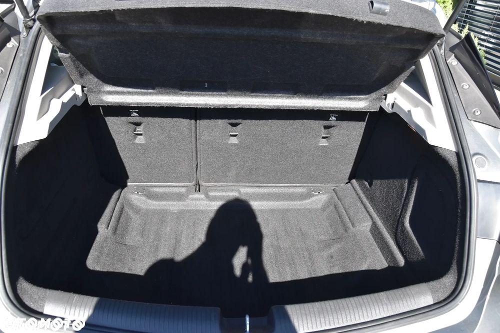 Opel Astra 1.4 Turbo Edition - 21