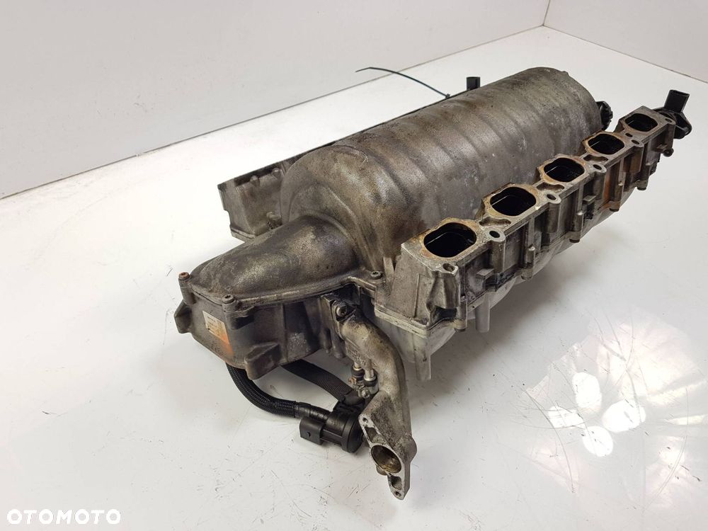 KOLEKTOR SSĄCY AUDI S8 D3 5,2 FSI - 9