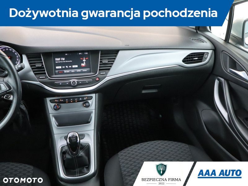 Opel Astra - 10