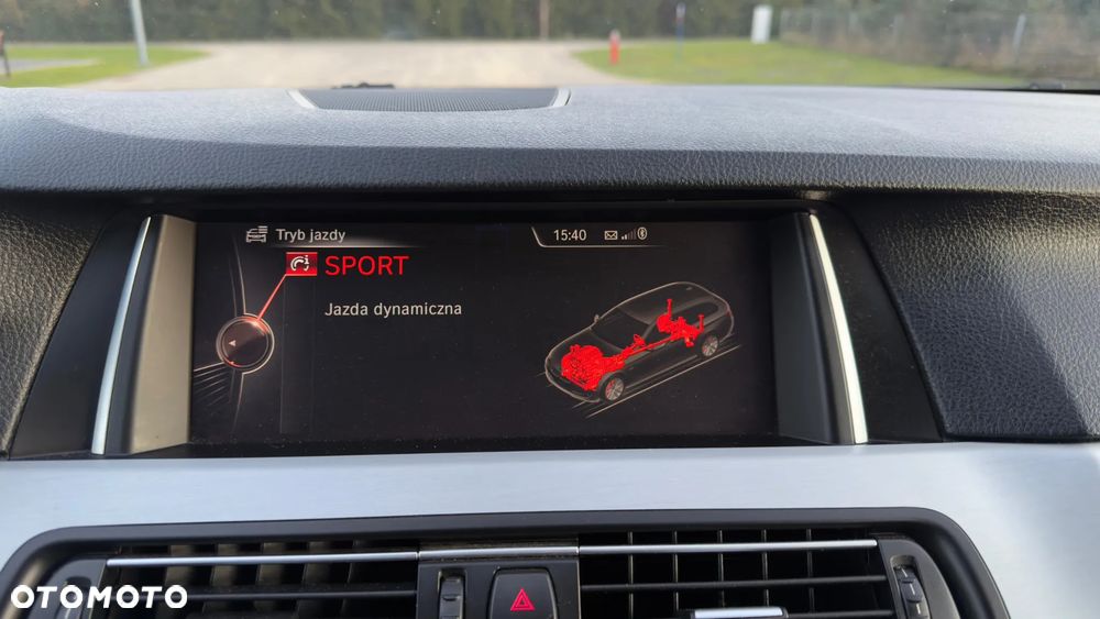 BMW Seria 5 520d xDrive Luxury Line - 37