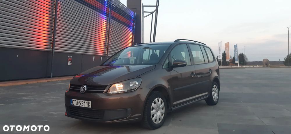 Volkswagen Touran - 9