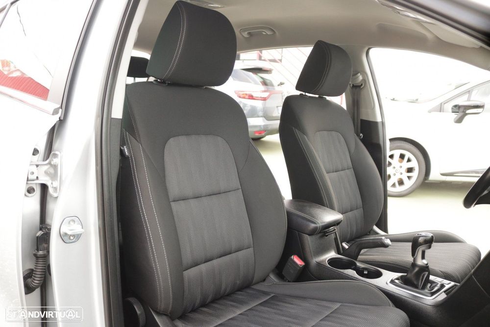 Kia Sportage 1.6 CRDi ISG MHEV Urban - 21