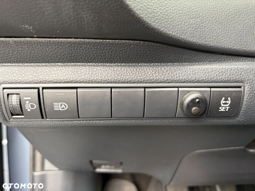 Toyota Corolla 1.5 Comfort - 17