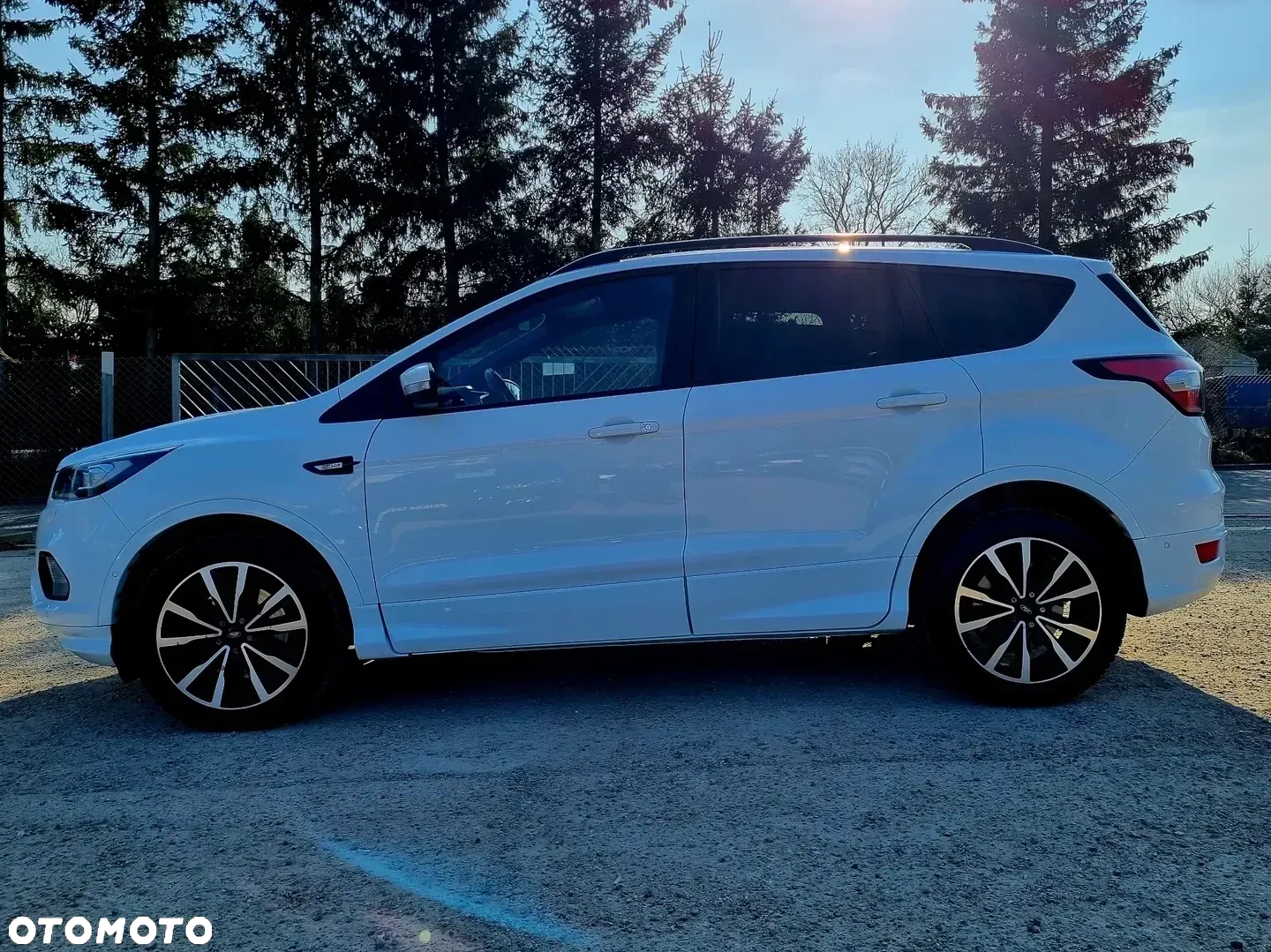 Ford Kuga 2.0 TDCi 4x4 ST-Line - 9