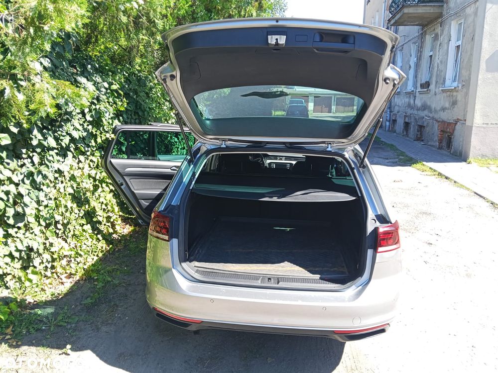 Volkswagen Passat 1.5 TSI EVO Business DSG - 9