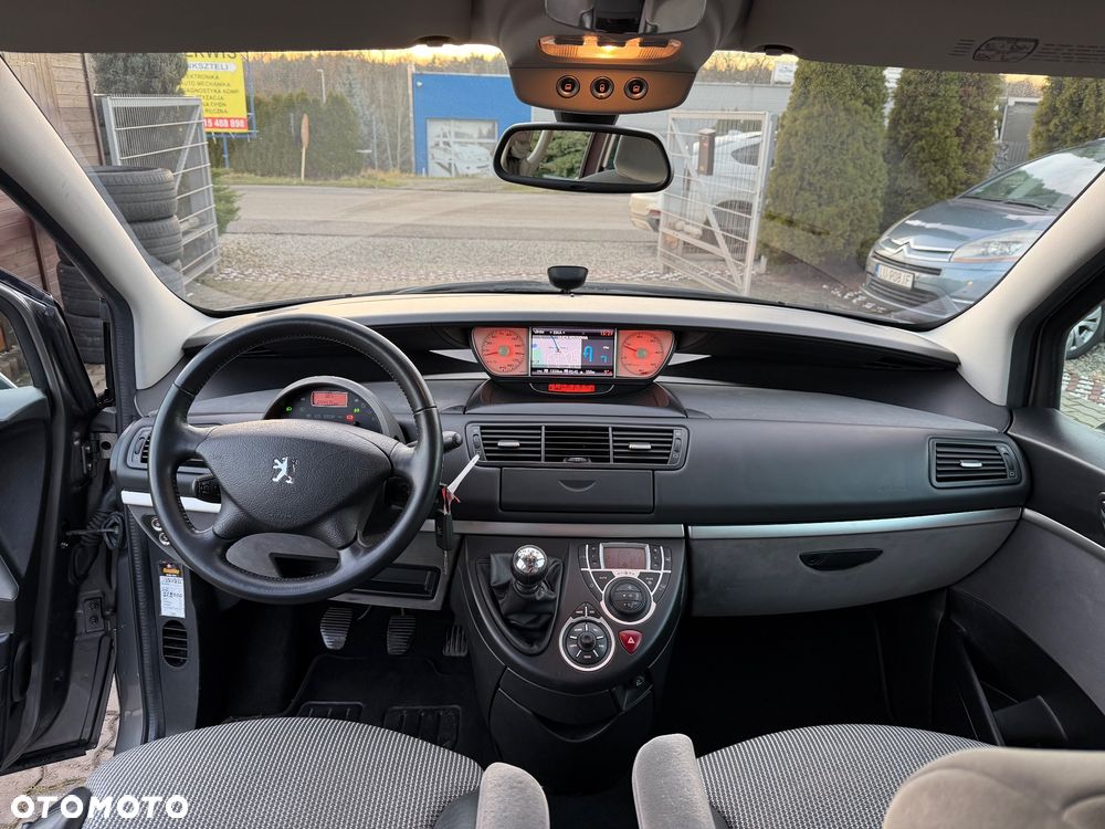 Peugeot 807 HDi 135 Platinum - 22