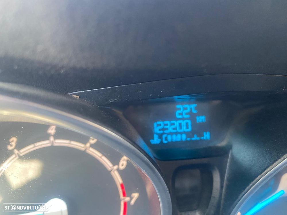 Ford Fiesta 1.0 EcoBoost Trend - 11