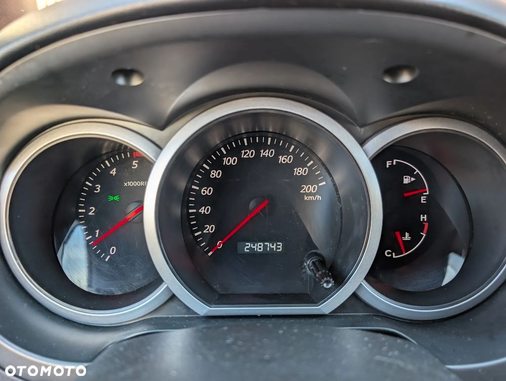 Suzuki Grand Vitara 1.9 DDiS Comfort - 31