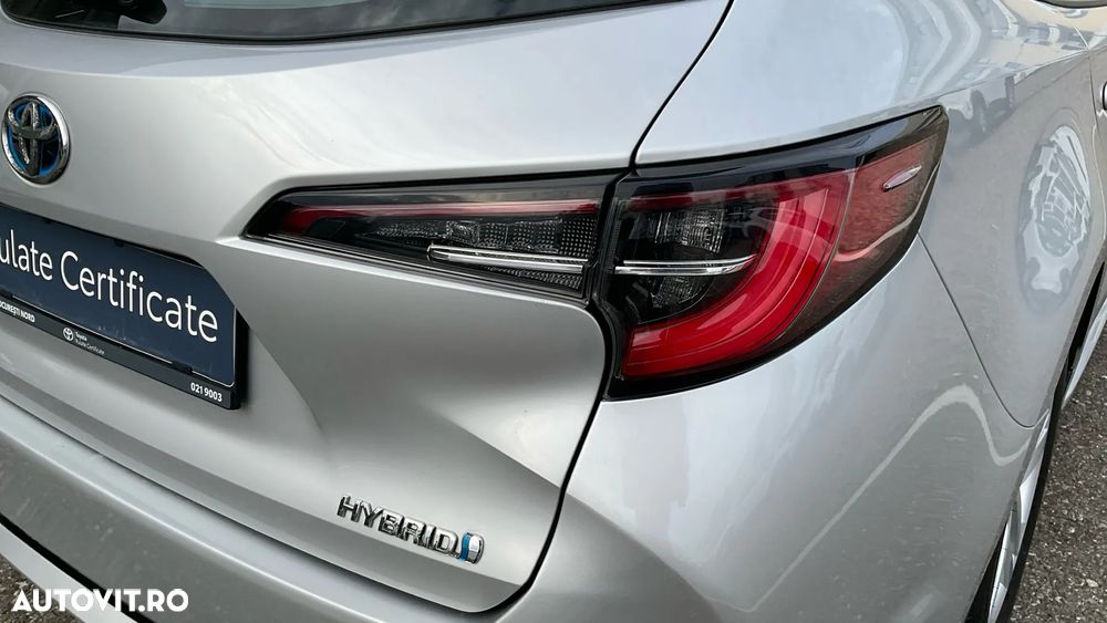 Toyota Corolla 1.8 HSD Dynamic - 11