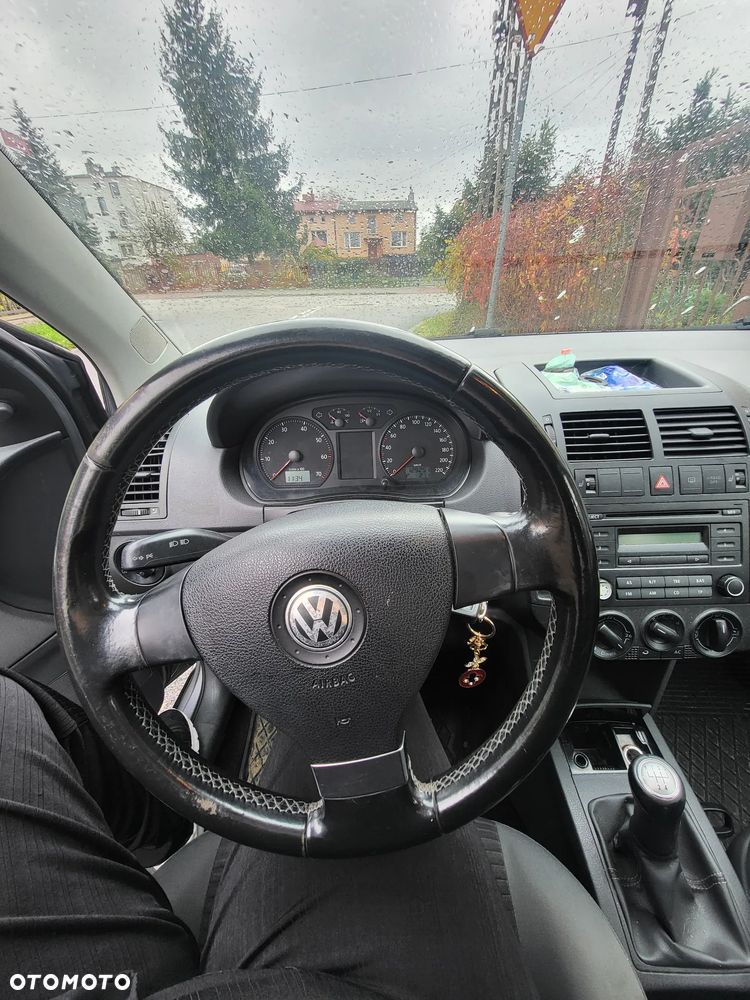 Volkswagen Polo - 10