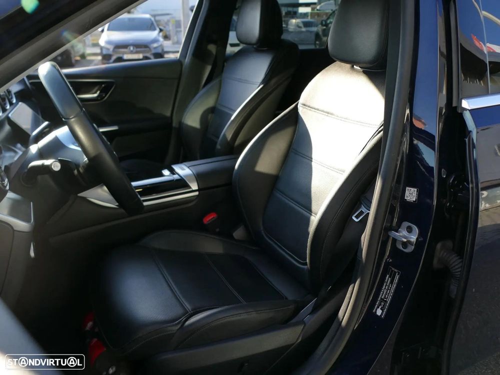 Mercedes-Benz C 300 e Avantgarde - 28